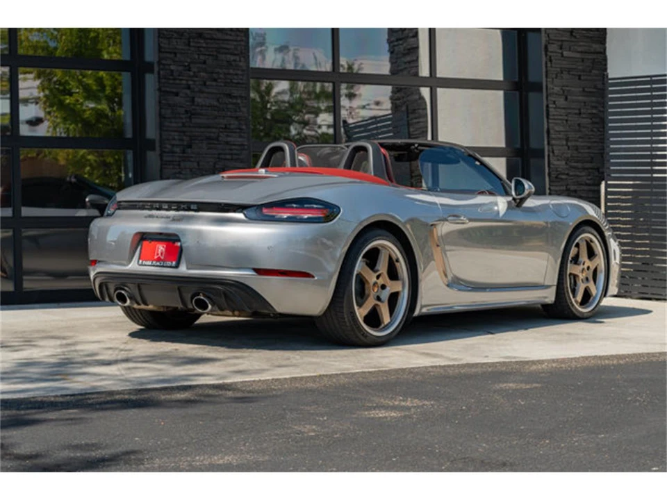 2021 Porsche 718 Boxster - Image 11 of 31