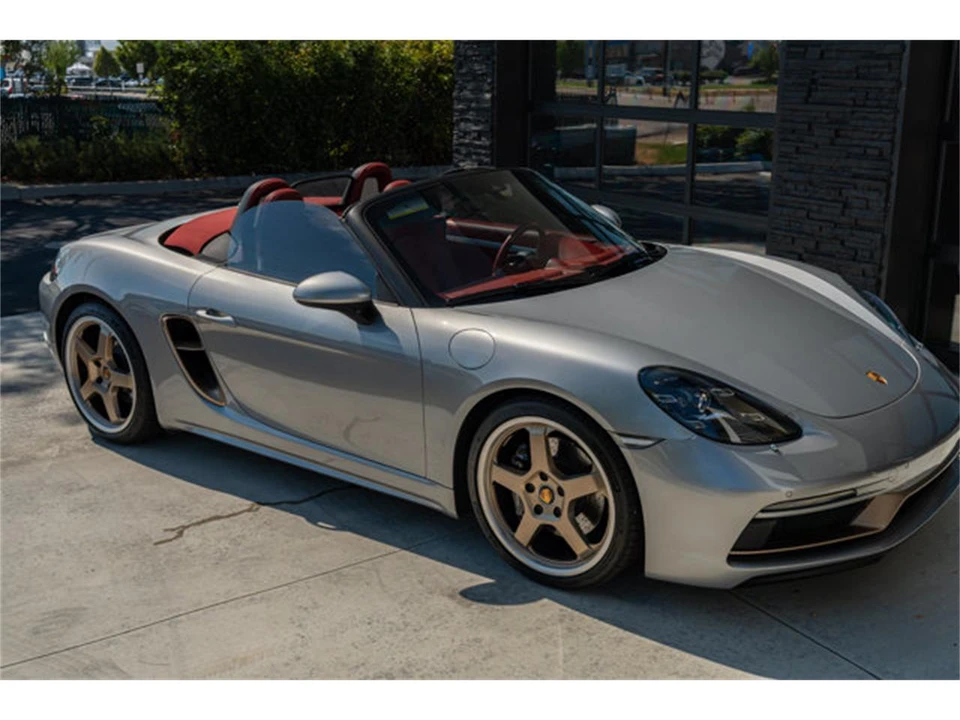2021 Porsche 718 Boxster - Image 15 of 31