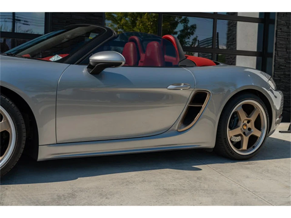 2021 Porsche 718 Boxster - Image 8 of 31
