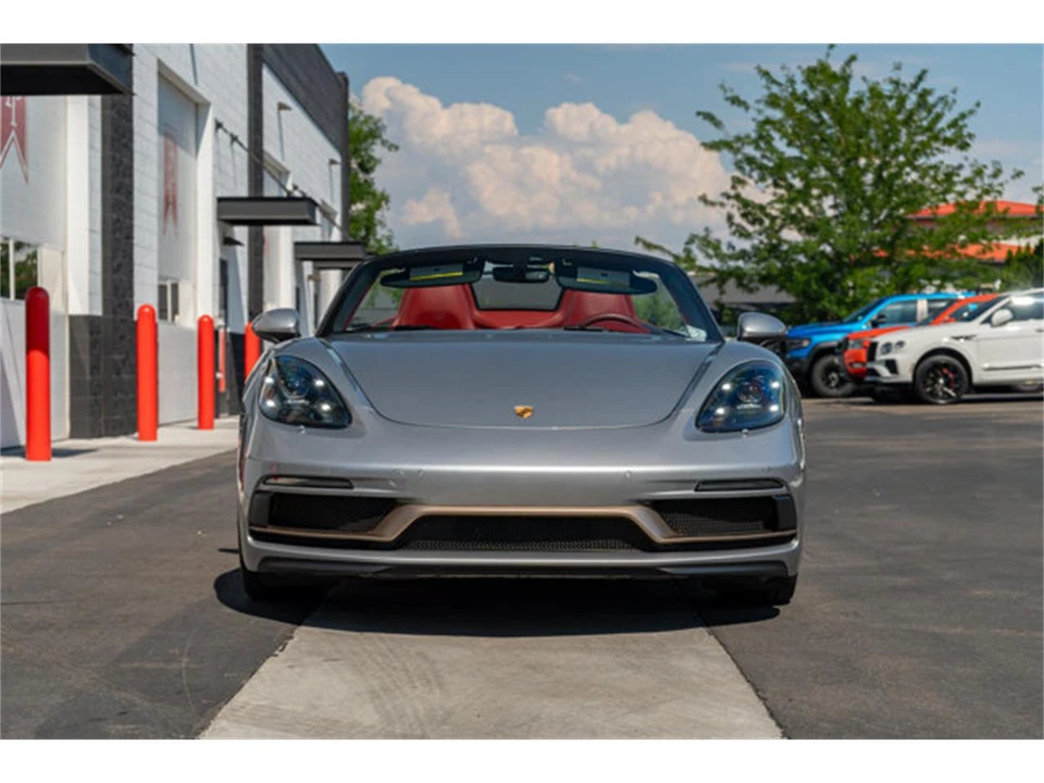 2021 Porsche 718 Boxster - Image 16 of 31
