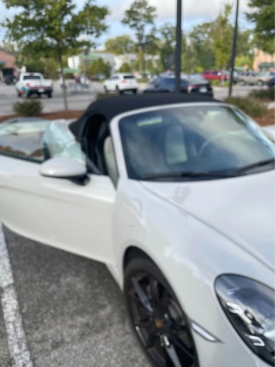 2021 Porsche 718 Boxster - Image 2 of 9