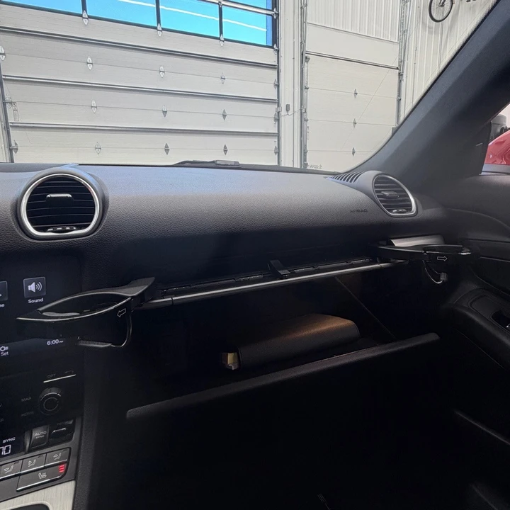 2021 Porsche 718 Cayman - Image 16 of 25