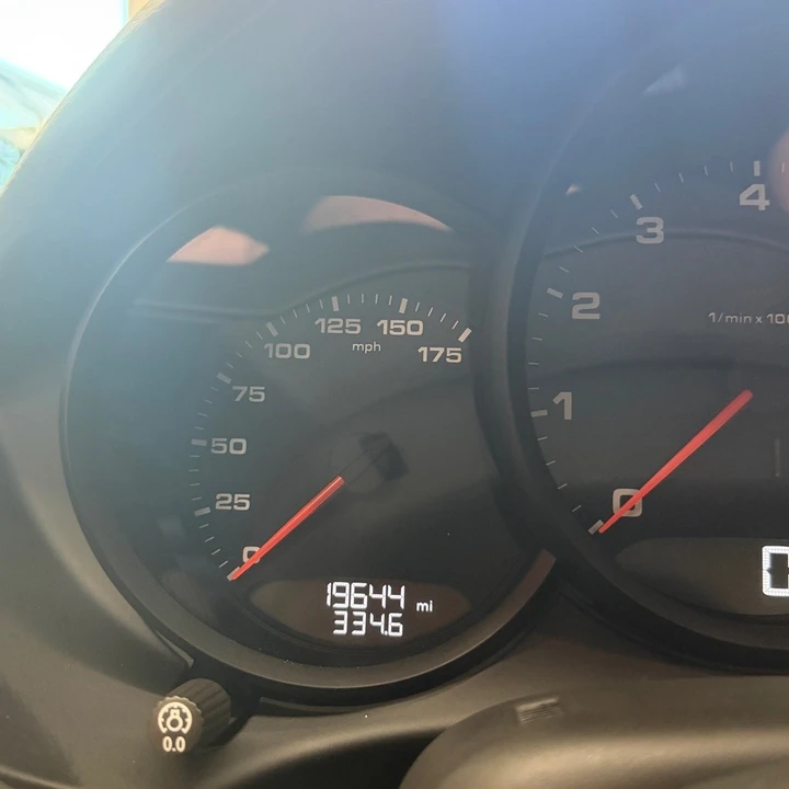2021 Porsche 718 Cayman - Image 8 of 25