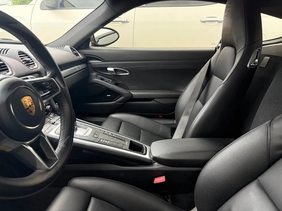 2021 Porsche 718 Cayman - Image 10 of 12