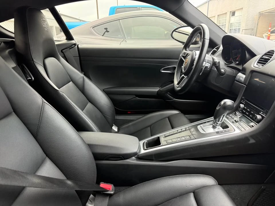 2021 Porsche 718 Cayman - Image 11 of 12