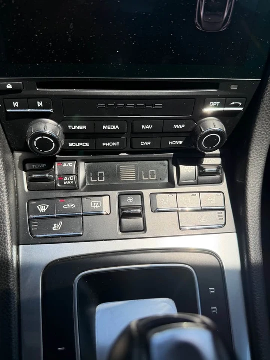 2021 Porsche 718 Cayman - Image 10 of 14
