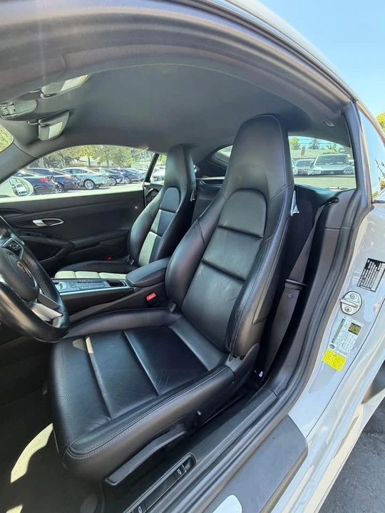 2021 Porsche 718 Cayman - Image 12 of 14