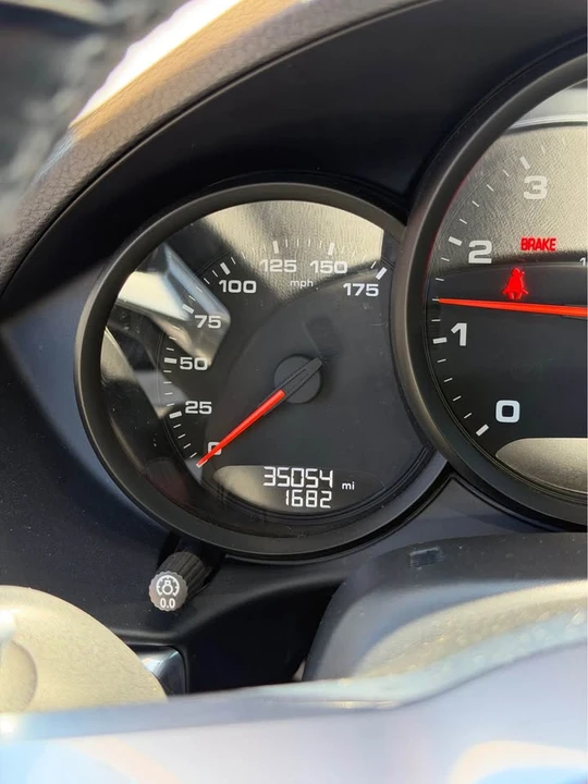 2021 Porsche 718 Cayman - Image 8 of 14