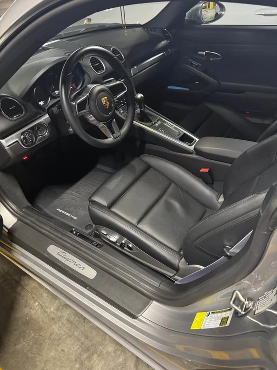 2021 Porsche 718 Cayman - Image 4 of 5