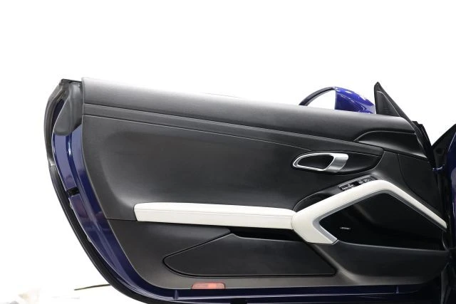 2021 Porsche 718 Cayman - Image 11 of 31