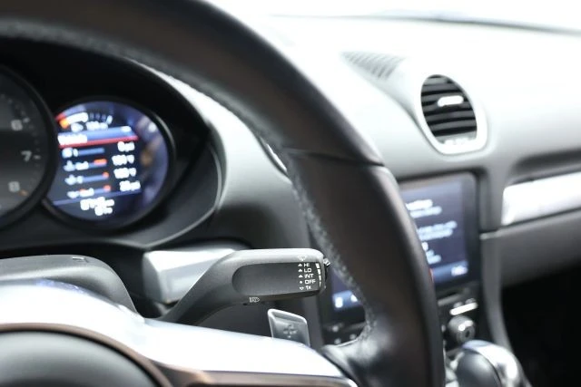 2021 Porsche 718 Cayman - Image 27 of 31