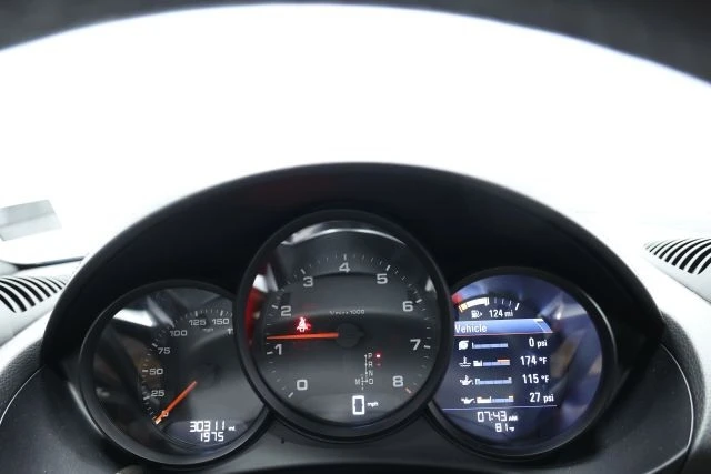 2021 Porsche 718 Cayman - Image 28 of 31