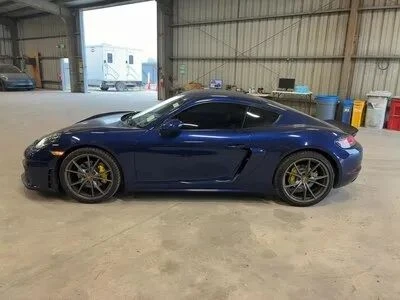 2021 Porsche 718 Cayman - Image 9 of 13