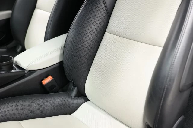 2021 Porsche 718 Cayman - Image 18 of 31