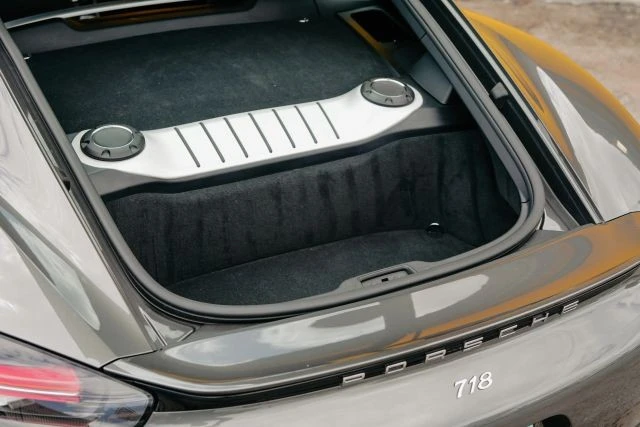 2021 Porsche 718 Cayman - Image 31 of 31