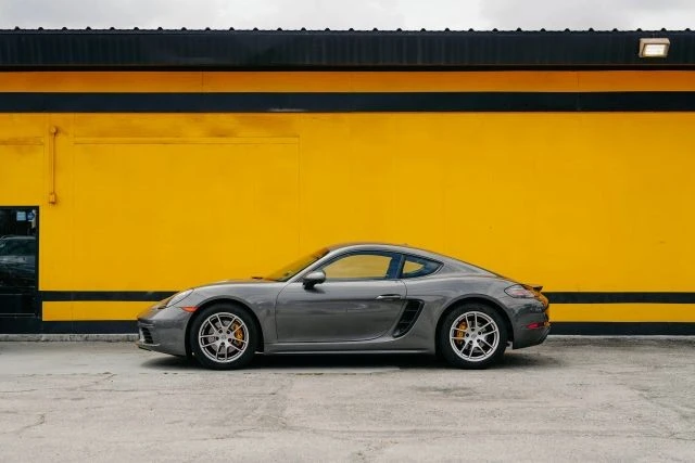 2021 Porsche 718 Cayman - Image 8 of 31
