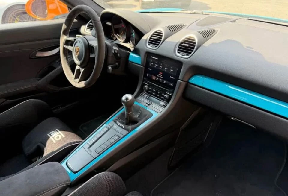 2021 Porsche 718 Cayman GT4 - Image 10 of 10
