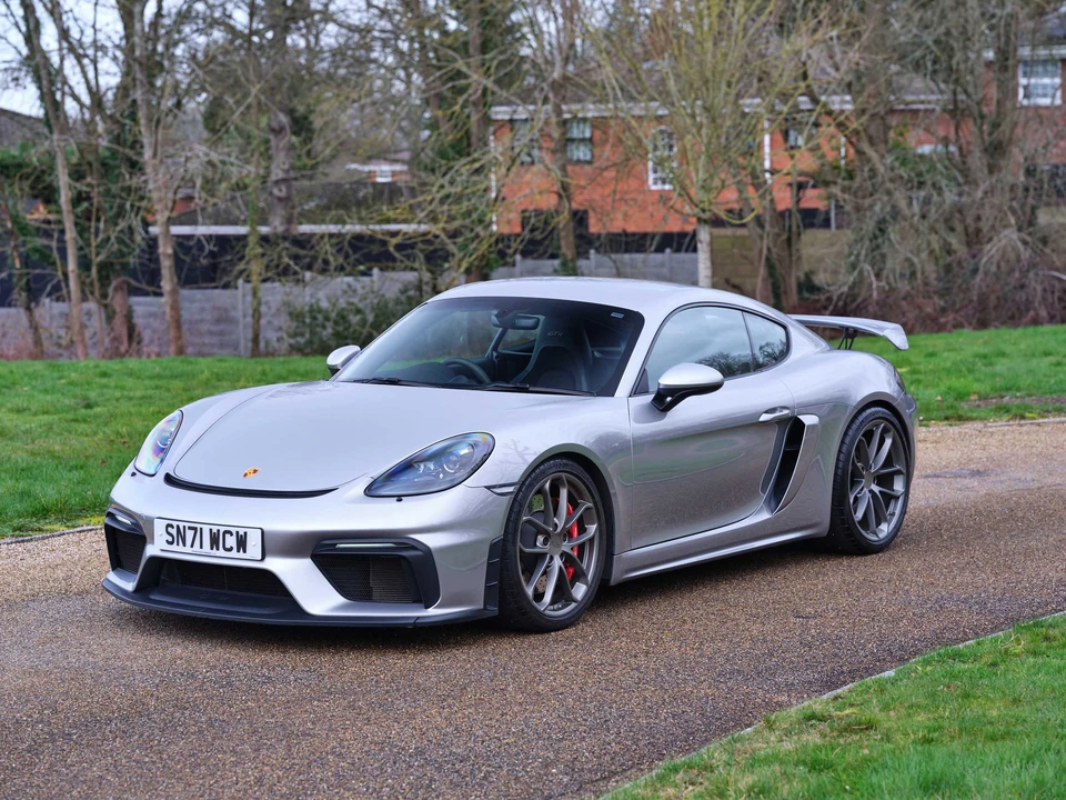 2021 Porsche 718 Cayman GT4 - Image 3 of 31