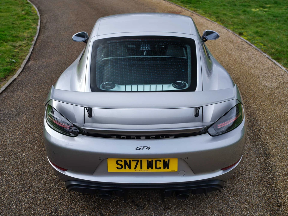 2021 Porsche 718 Cayman GT4 - Image 12 of 31