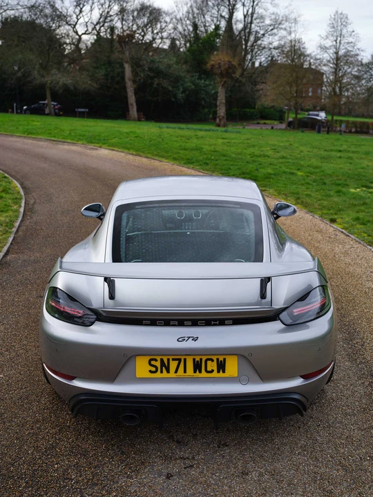 2021 Porsche 718 Cayman GT4 - Image 19 of 31