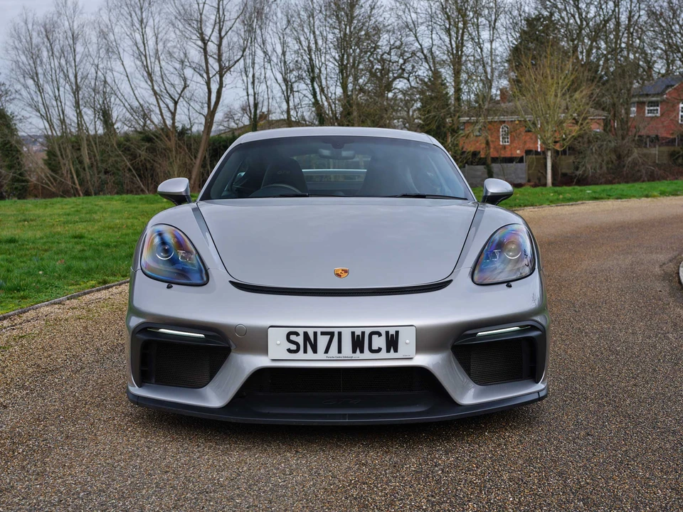 2021 Porsche 718 Cayman GT4 - Image 2 of 31