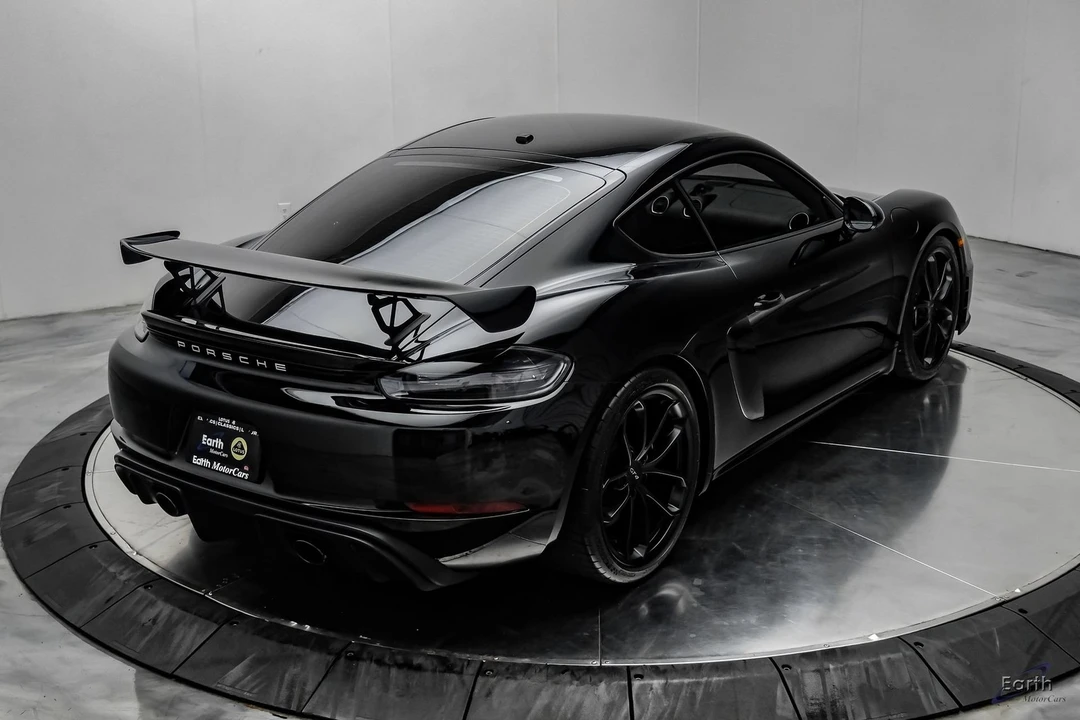 2021 Porsche 718 Cayman GT4 - Image 19 of 31