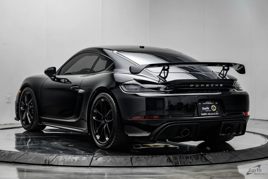 2021 Porsche 718 Cayman GT4 - Image 12 of 31