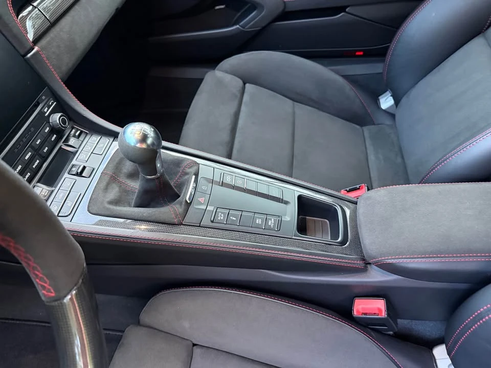 2021 Porsche 718 Cayman GT4 - Image 12 of 16