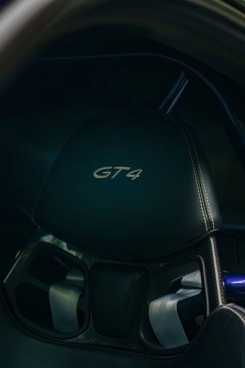 2021 Porsche 718 Cayman - Image 11 of 30