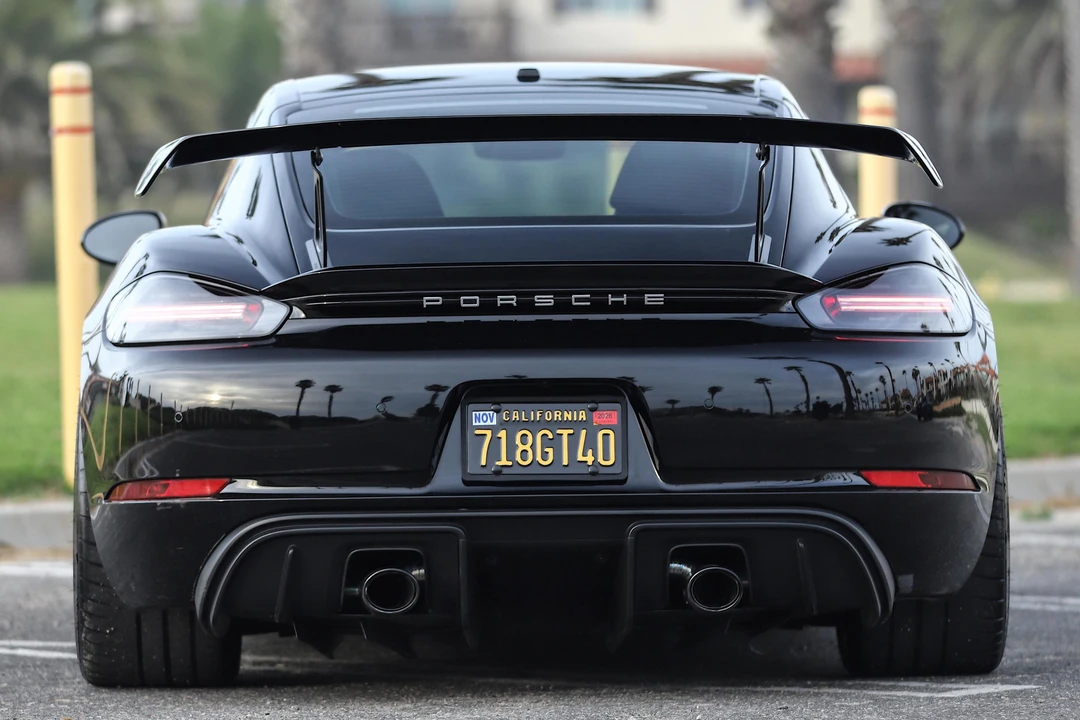 2021 Porsche 718 Cayman GT4 - Image 5 of 31