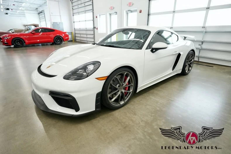 2021 Porsche 718 Cayman GT4 - Image 2 of 31
