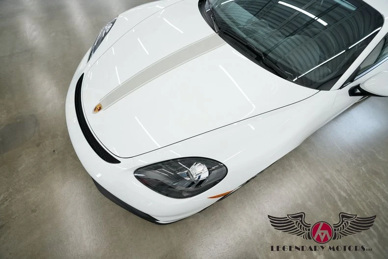 2021 Porsche 718 Cayman GT4 - Image 28 of 31