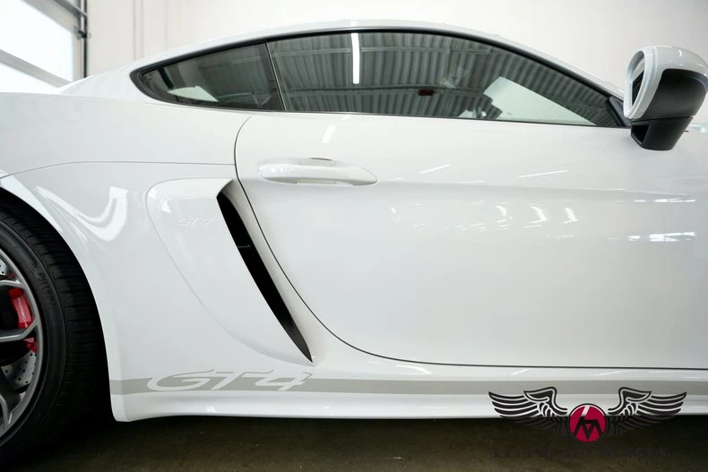 2021 Porsche 718 Cayman GT4 - Image 21 of 31