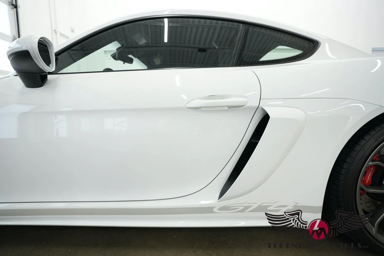 2021 Porsche 718 Cayman GT4 - Image 14 of 31