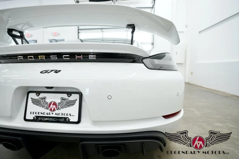 2021 Porsche 718 Cayman GT4 - Image 18 of 31