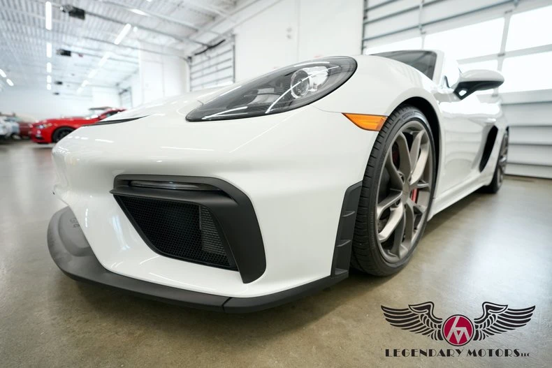 2021 Porsche 718 Cayman GT4 - Image 11 of 31