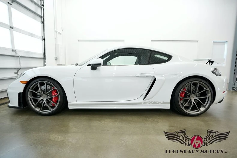 2021 Porsche 718 Cayman GT4 - Image 3 of 31