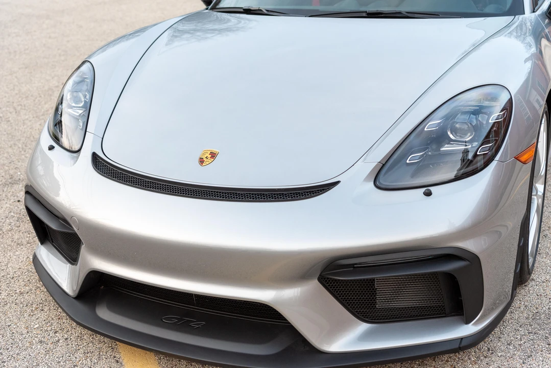 2021 Porsche 718 Cayman GT4 - Image 14 of 31
