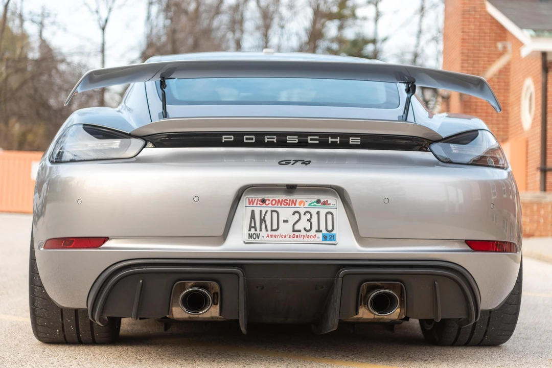 2021 Porsche 718 Cayman GT4 - Image 5 of 31