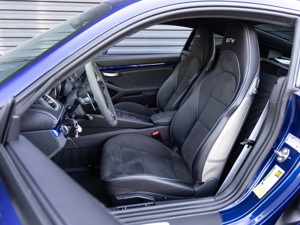 2021 Porsche 718 Cayman GT4 - Image 5 of 5