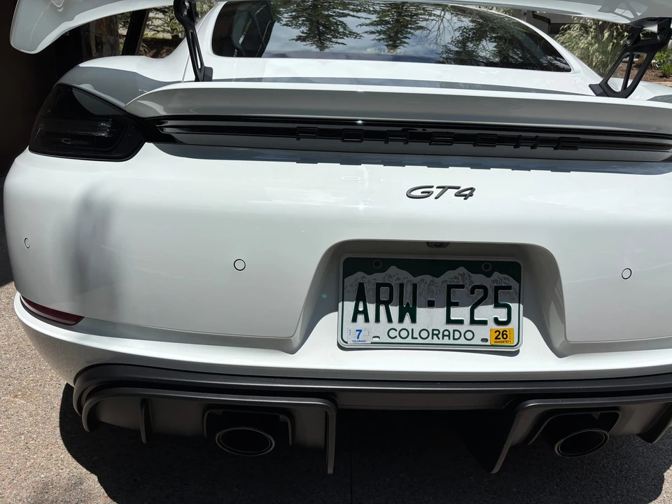 2021 Porsche 718 Cayman GT4 - Image 21 of 31
