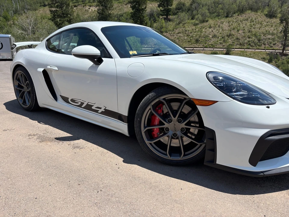 2021 Porsche 718 Cayman GT4 - Image 29 of 31