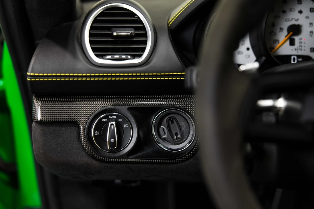 2021 Porsche 718 Cayman GT4 - Image 19 of 21