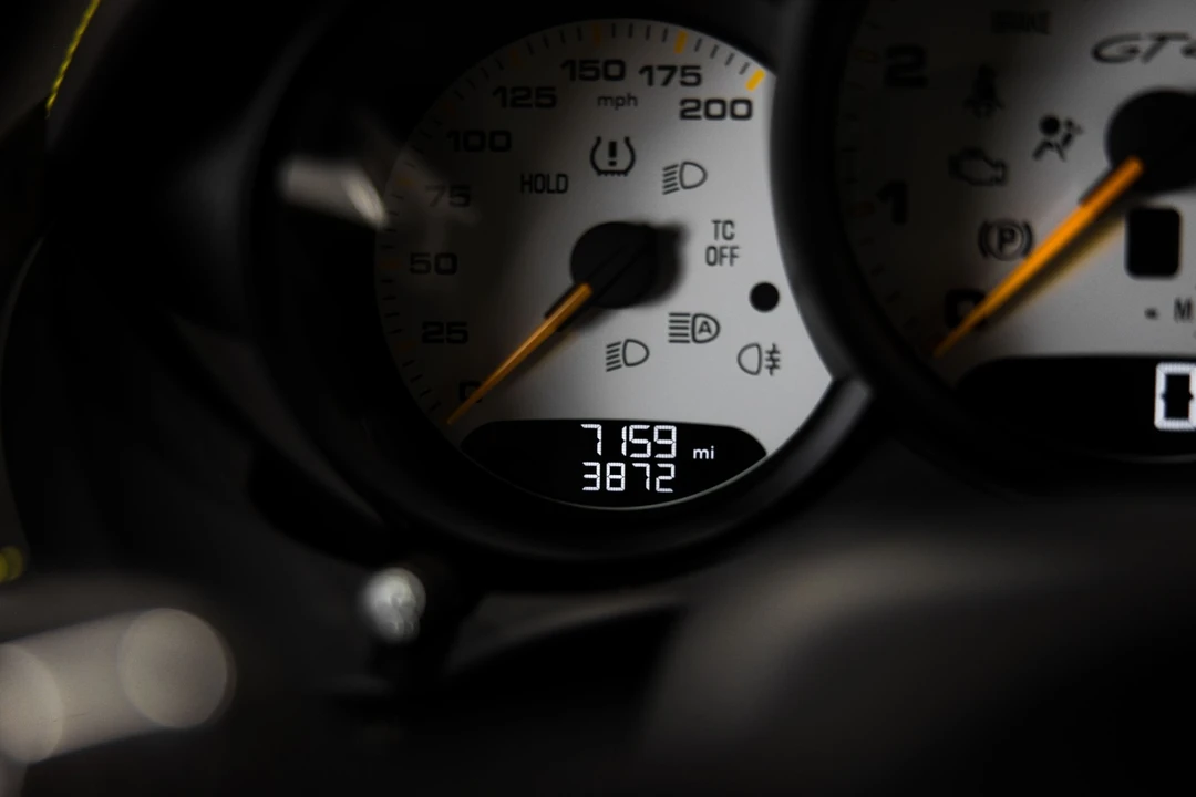 2021 Porsche 718 Cayman GT4 - Image 21 of 21
