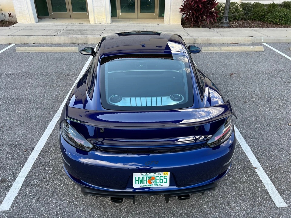 2021 Porsche 718 Cayman GT4 - Image 14 of 30