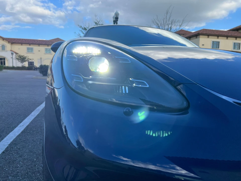 2021 Porsche 718 Cayman GT4 - Image 21 of 30