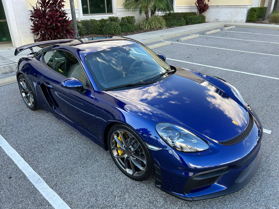 2021 Porsche 718 Cayman GT4 - Image 18 of 30