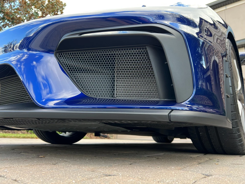 2021 Porsche 718 Cayman GT4 - Image 27 of 30