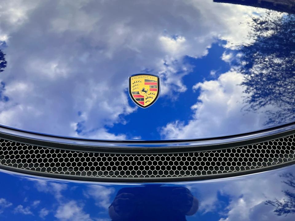 2021 Porsche 718 Cayman GT4 - Image 25 of 30