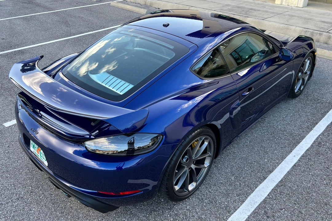 2021 Porsche 718 Cayman GT4 - Image 4 of 30